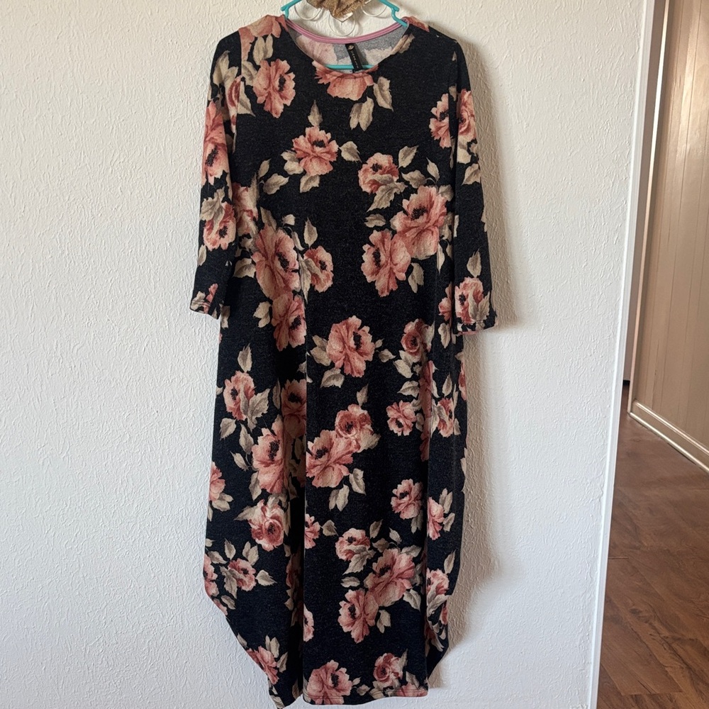 Asymmetrical Floral Dress in Black and Pink
